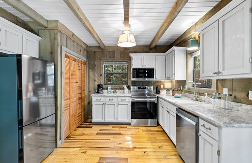Suches Cabin | New Listing! River Front Cottage nestled in the beautiful Blue Ridge Mountains.