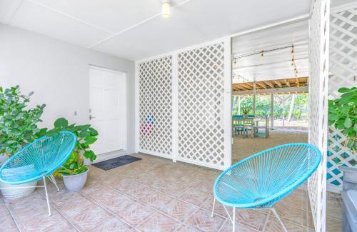 Siesta Key House | New Listing! Spacious, 100 percent Private, near the Siesta Key Beach and Village!