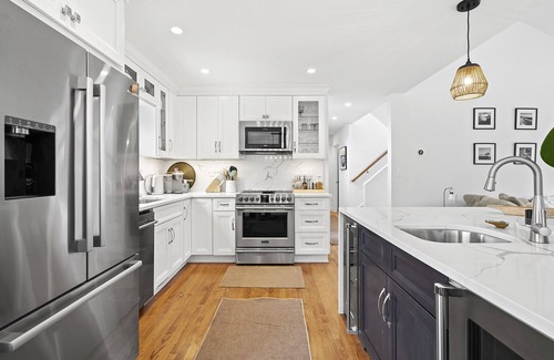 Lion Head Beach House | NEW LISTING- Steps to Private Beach. Completely Remodeled Modern Beach House