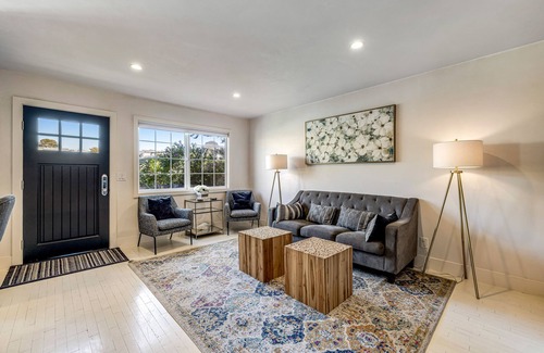 Seaside House | New listing! Stylish, completely updated getaway w/ a full, modern kitchen