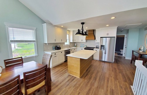 Sea Isle City House | NEW Listing The House of the Rising Sun (Sat-Sat rental)
