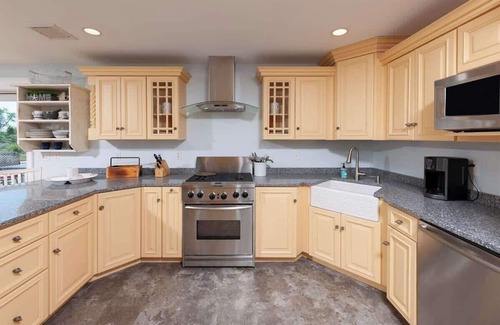 York Harbor House | New Listing! The Long Sands Retreat - Ocean Views!