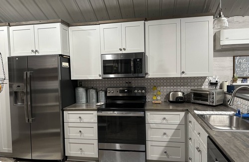 Scottsboro Cabin | NEW LISTING! Tiny home with Lake views! Perfect for couples and small families!
