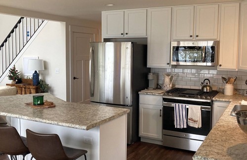 Bay Shore House | New, Little Traverse Bay water front, bike ride to Bay Harbor Resort
