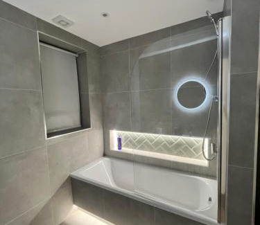Barnhill Apartment | New London Wembley Apartment - 10 minutes from Wembley Stadium, OVO Wembley Stadium