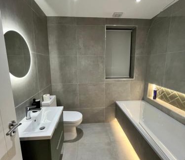 Barnhill Apartment | New London Wembley Apartment - 10 minutes from Wembley Stadium, OVO Wembley Stadium