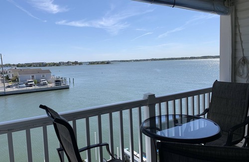 Ocean City Condo | New Lower Rates! Linens and parking included. Short walk to Beach and Boards!