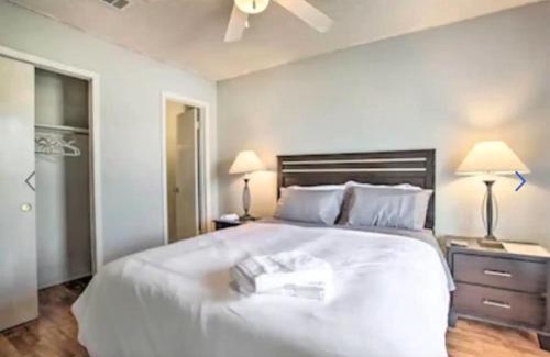 Highlands - Perkins Apartment | New! LSU Baton Rouge Contemporary 3 Bedroom Suite Condo
