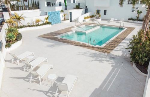 Nerja House | New Luxurious house with rooftop terrace and pool