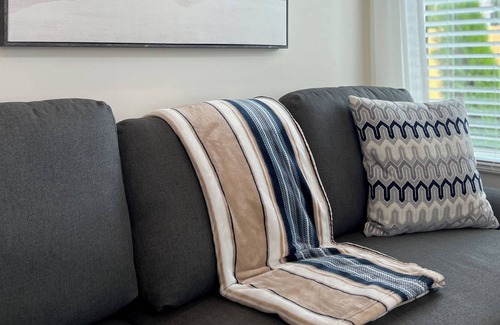 Auburn Cottage | New Luxury 1BR Cottage in Downtown Auburn!