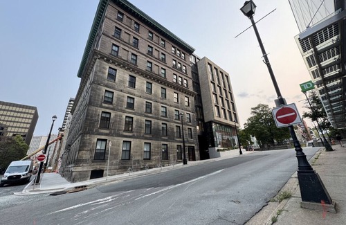 Downtown Halifax Apartment | *NEW Luxury 2B/1B Downtown Halifax