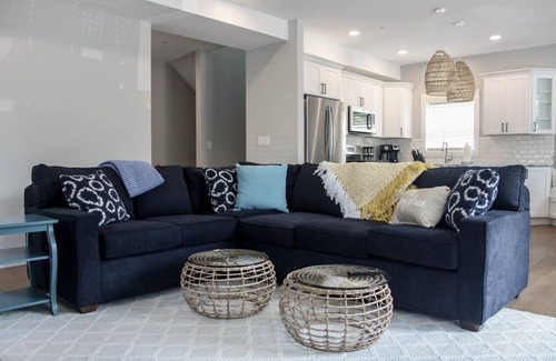 Bolton Landing House | New luxury 3BR/3.5BA condo in the Heart of Bolton!