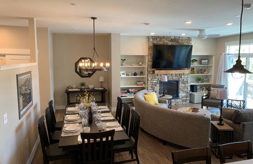 Winter Park House | New Luxury Condo 406 I Huge Hot Tub I Great Views I Best Price I FREE Adventures Daily