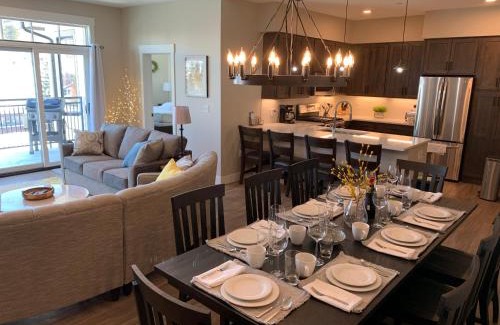 Winter Park House | New Luxury Condo 406 I Huge Hot Tub I Great Views I Best Price I FREE Adventures Daily