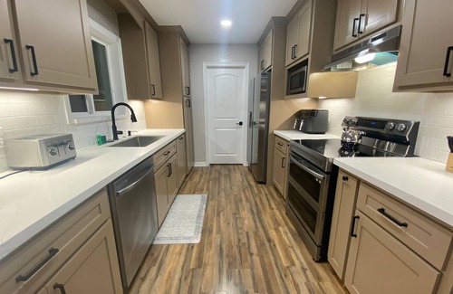 McAllen House | NEW! Luxury Home in Central McAllen