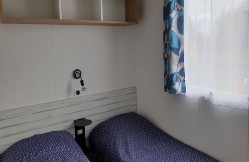 Lion-sur-Mer House | NEW LUXURY MOBIL HOME, 3 BEDROOMS