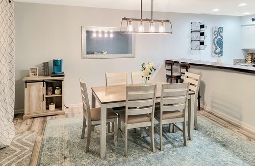 Rehoboth Beach Condo | NEW Luxury Pond View beach condo w/Pool 1 BR 1.5 BA (sleeps 4) - Rehoboth/Dewey