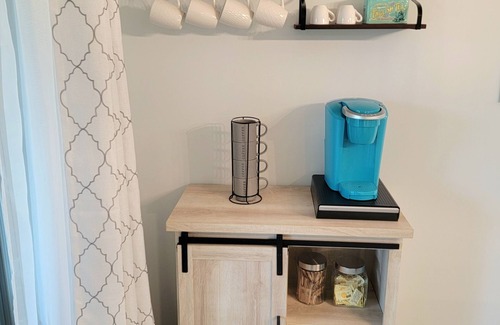 Rehoboth Beach Condo | NEW Luxury Pond View beach condo w/Pool 1 BR 1.5 BA (sleeps 4) - Rehoboth/Dewey