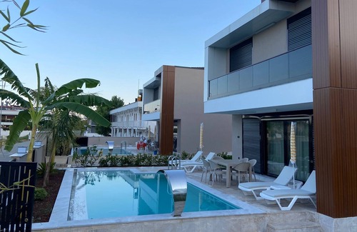 Kaleici House | New luxury Villas with 5 min walk from blue flag seaside.
