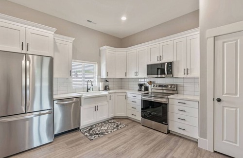 Lehi House | New! Main Street Retreat | BBQ | Pac-Man