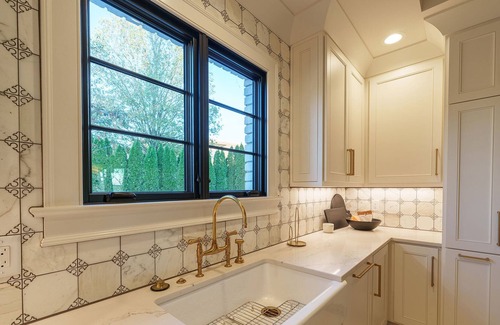 Hendersonville House | New Mansion with water slide & wine cellar sleeps 22