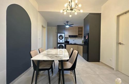 Seri Kembangan Apartment | NEW Meta Residence Seri Kembangan 3R2B for 8 people