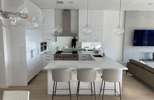 Playa Del Rey House | New modern beach front home with gorgeous rooftop deck!