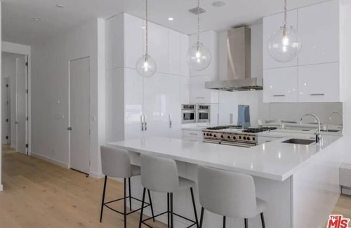 Playa Del Rey House | New modern beach front home with gorgeous rooftop deck!