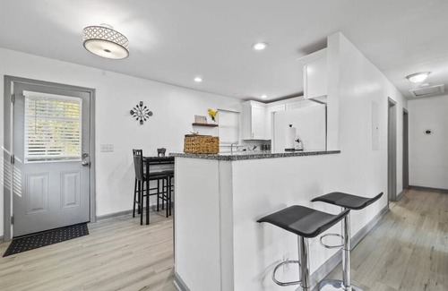 Atlanta House | NEW! Modern Comforts w/4Beds, 3BR Sleeps 8