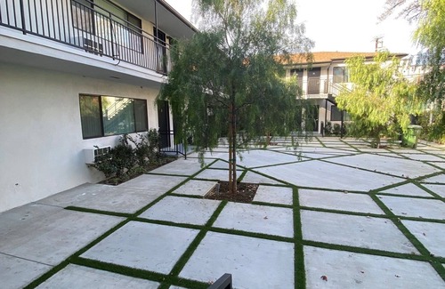 Hollywood Apartment | New Modern Hollywood Studio