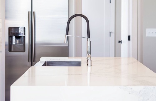 Spokane House | NEW MODERN HOME · Luxury Home in Spokane- Wifi- Over 3,200 Square Ft