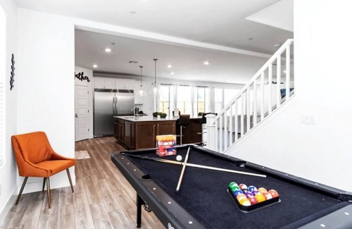Roosevelt House | New Modern Home with Games and More! Near Airport!
