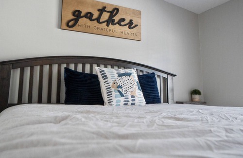 Lake James House | New! Modern Lakehouse Getaway 2BR w/Dock Slip