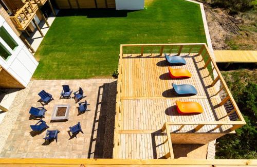 Salvo Villa | New Modern Waterfront Home w Saltwater Pool