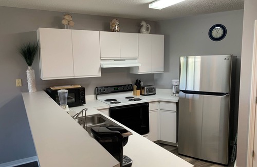 Avalon Beach Estates Condo | NEW! Newly updated 2 bedroom 2 bath condo - 2 minute walk to beach.