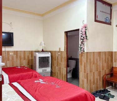 Ninh Binh Hotel | New Nhat Minh HomeStay & Tour