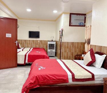 Ninh Binh Hotel | New Nhat Minh HomeStay & Tour
