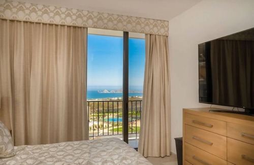 Colonia El Progreso Condo | NEW Ocean View Condo w/ Pool, Gym, Spa