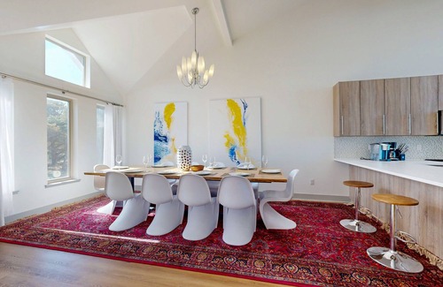 Neskowin House | New oceanfront home w/hot tub, views, A/C & beach access, 2 dogs OK