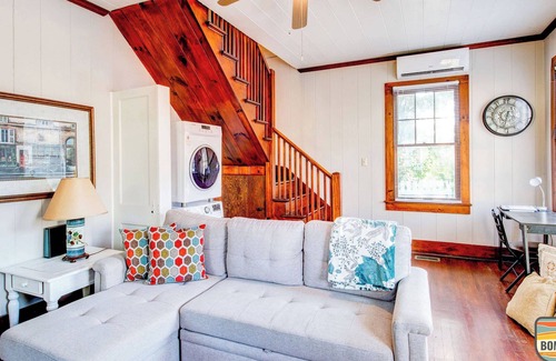 Rock Hill House | NEW Old Town Cottage Walk to Downtown & Near Golf