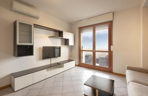 San Giuliano Milanese Apartment | New One Bedroom Apartment in Milan 3 minutes from the metro