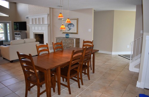 Slidell House | New Orleans Area Private 4BR waterfront home! Swim Boat Grill !