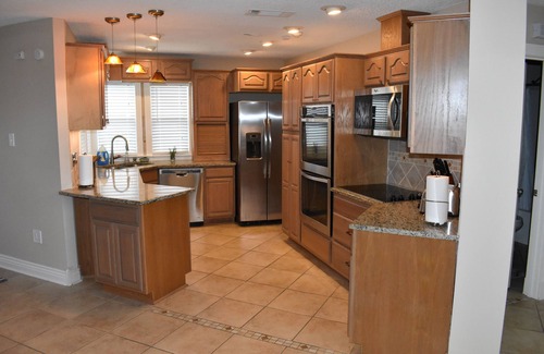 Slidell House | New Orleans Area Private 4BR waterfront home! Swim Boat Grill !