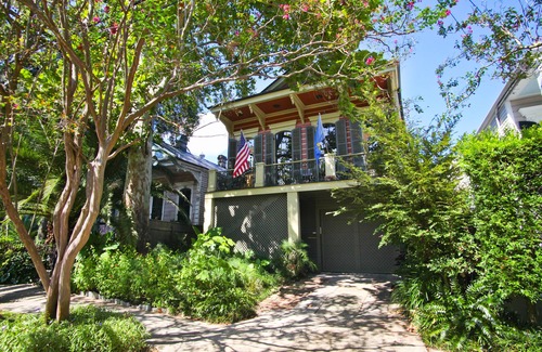 Esplanade Ridge Apartment | New Orleans At It’s Best - THE LAGNIAPPE SUITE - Charming Studio, Great Location