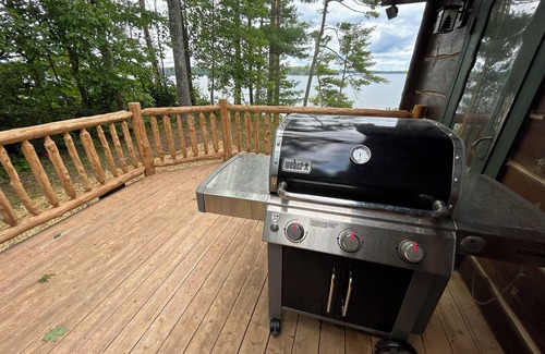 Hayward House | New! Overlook at Round Lake