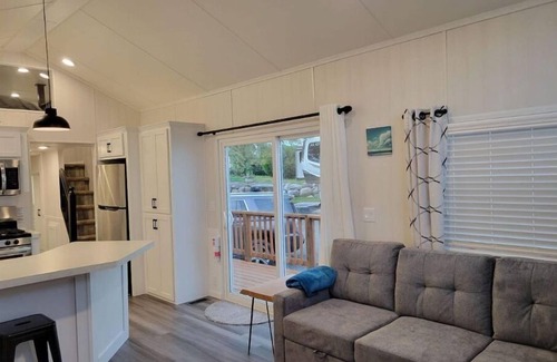 Moses Lake Cabin | New Park Model Home 2