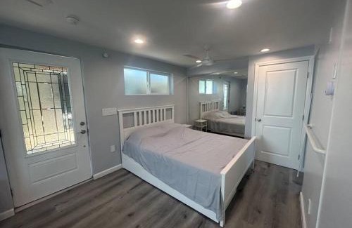 Reseda Apartment | New Peaceful Guesthouse