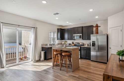 Stockton House | NEW! Peaceful Retreat Near Stockton Waterfront
