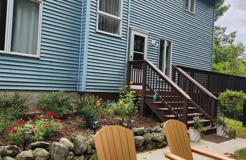 Wolfeboro House | NEW! Peaceful Retreat at Nary Hill