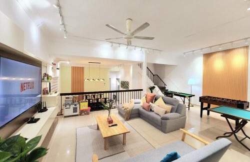 SS 2 House | NEW! Petaling Jaya SS2 Landed Home for up to 19 Pax with 5bedroom 4Bath